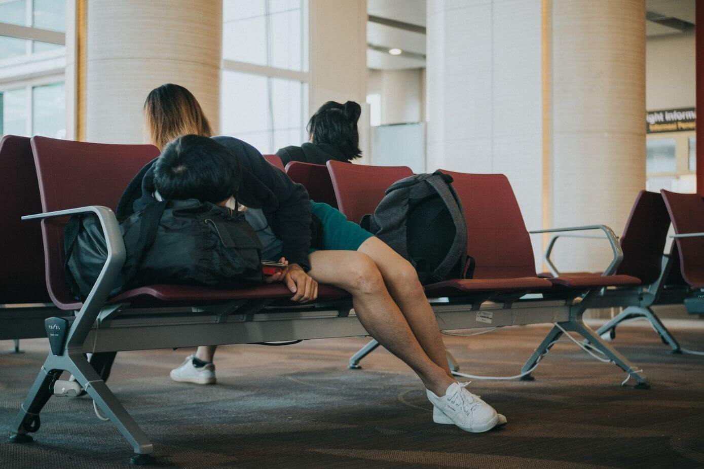 What to do during a layover - Sleep in the airport