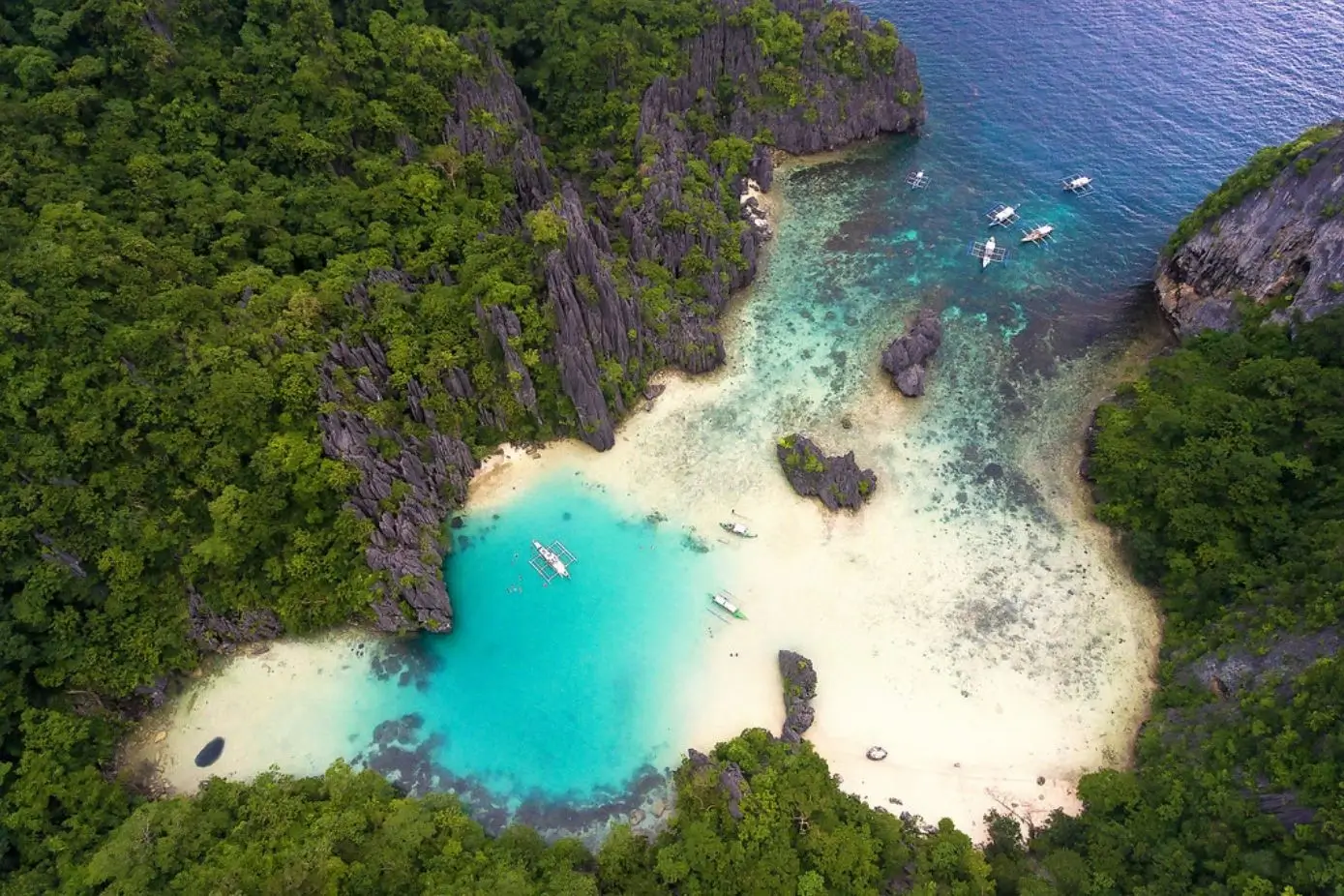 Best Beaches in The Philippines